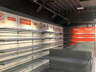 Levering og montering av butikkutstyr - Kids Coolshop Esbjerg - Danmark